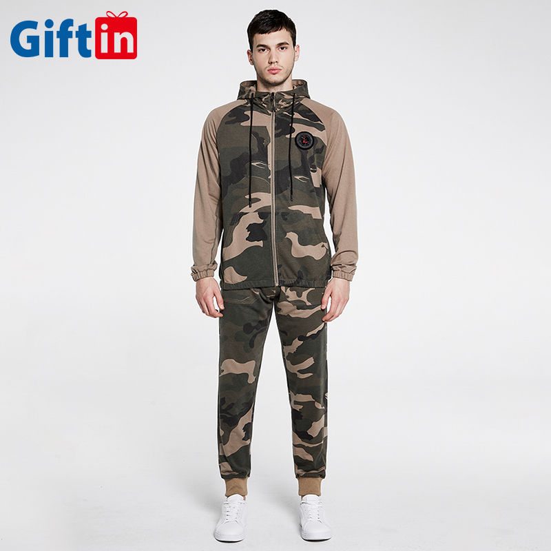 100% Original Factory Custom T Shirt Manufacturers - Custom Winter Stylish Jump Suit Sets Clothes New Fashion Camo Soccer Training Hooded Army Mens Tracksuits Polyester – Gift